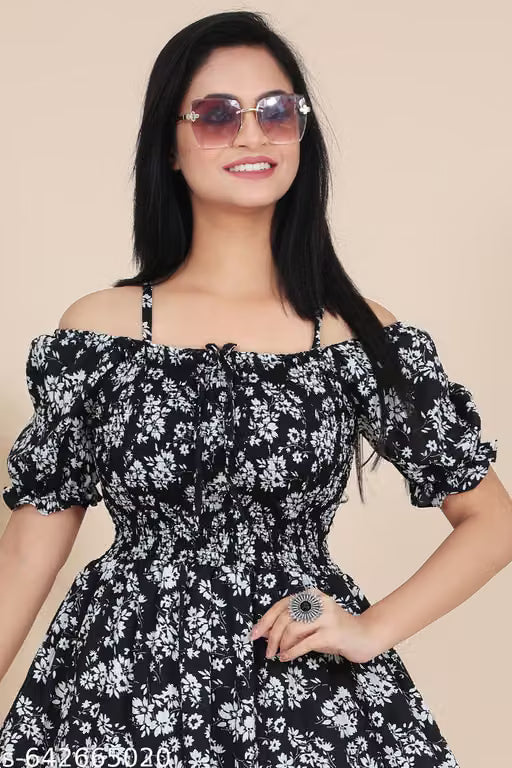 Women Stylish Floral Smocked